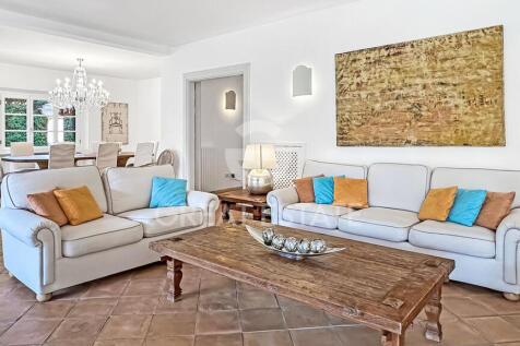 Interno