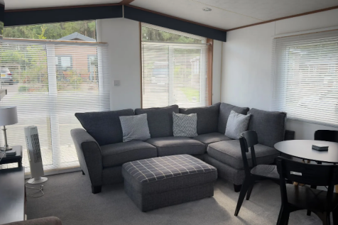 Abi St David Lounge Meadows Retreat