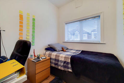 Crowborough Road, London photo 4
