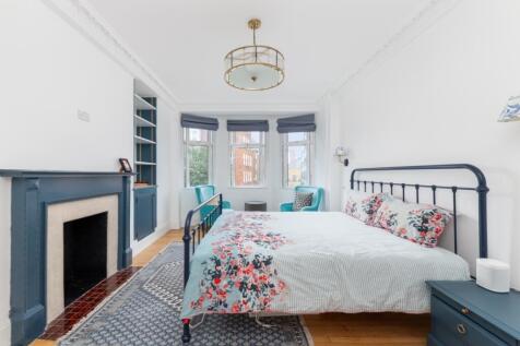 Connaught Court F...