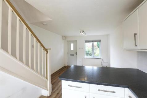6 Kitchen reception .jpg
