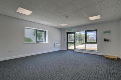 Light Industrial to rent Image 3