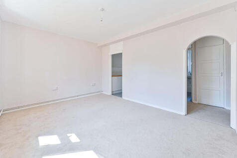London, SW9 - property photo