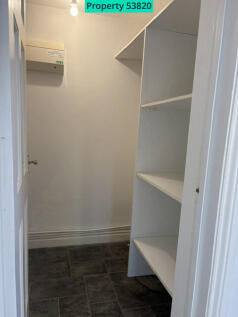 Walk In wardrobe/Storage
