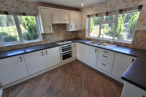 51 Braithwell Drive photo 5