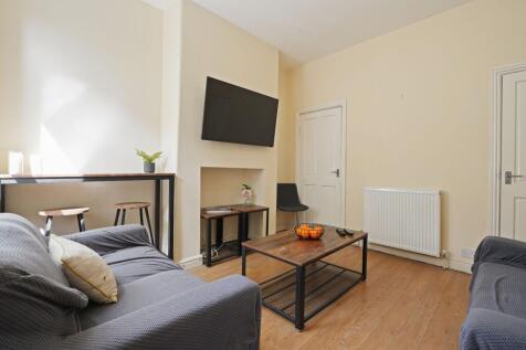 21 Barber Place, Crookesmoor photo 2