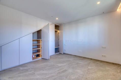 ONE_STOP_SANTA_PONSAI_20929