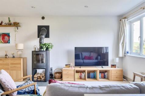 Living Room II.jpg