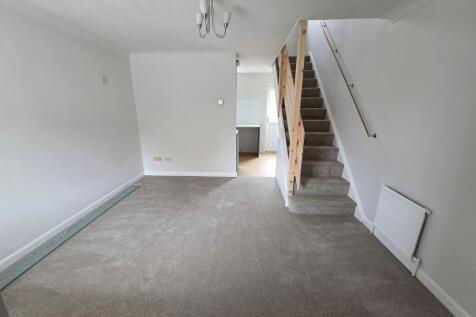 Eames Close, AYLESBURY photo 4