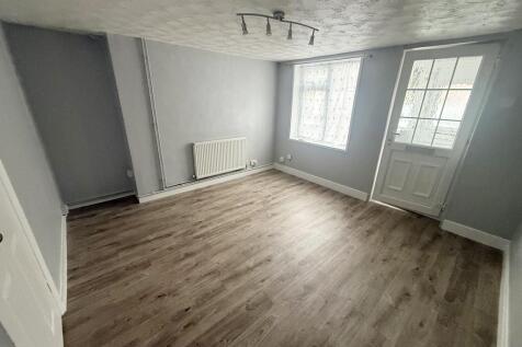 Regent Street, Stowmarket, Suffolk, IP14 photo 2
