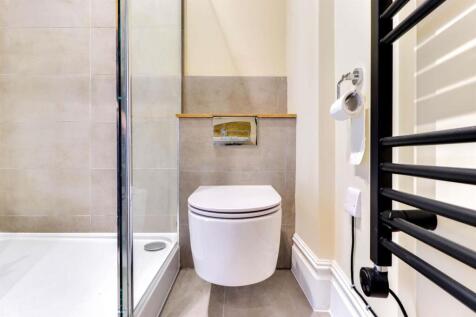 Bathroom 1.3-1920.jpg