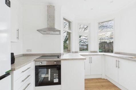 Brighton Road, Coulsdon photo 3