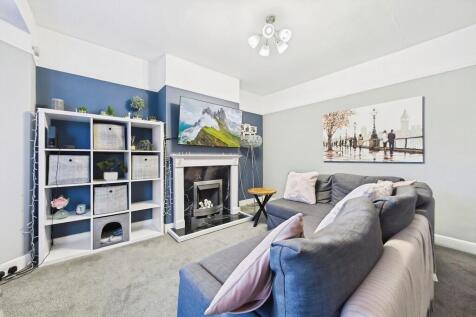 31b75c94-CAM01085...