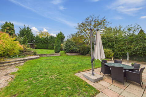 CAM01354G0-PR0606-STILL004