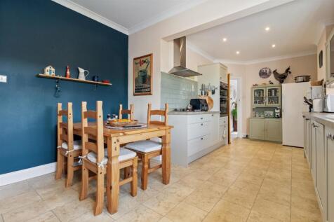 Brook Barn Way, 15-012.jpg