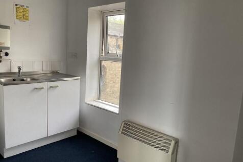 Office to rent Image 3
