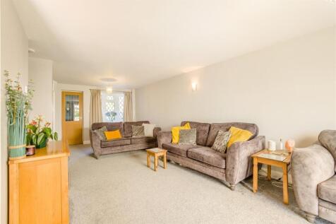 8698236-interior02.jpg
