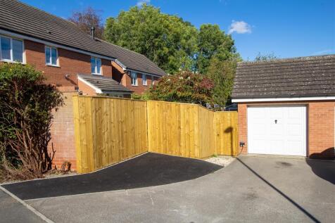 Driveway and Garage.jpg