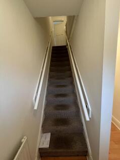 EDGEWORTH DRIVE photo 3