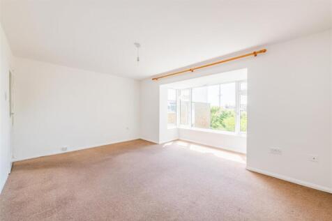 21 Heather Court-6.jpg