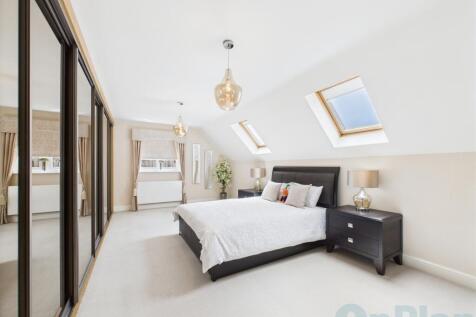 CAM04024G0-PR0030-STILL029