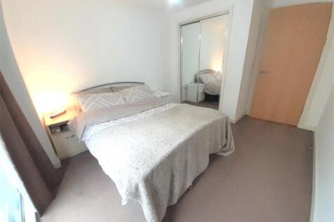 The Picture Works, 42 Queens Road photo 4