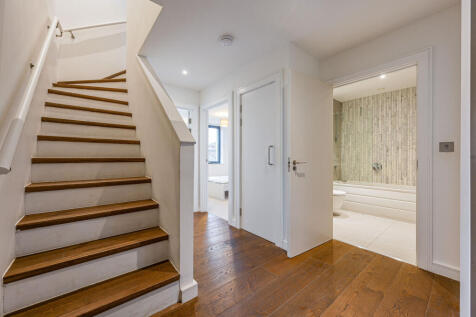Hawthorne Crescent, Greenwich, London, SE10 photo 3