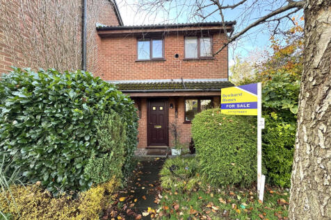 Preston, PR2 - property photo