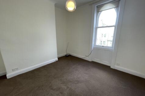 Photo 02