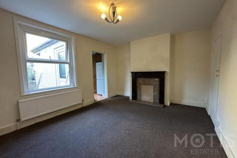 Dudley Road, Folkestone, CT19 photo 4
