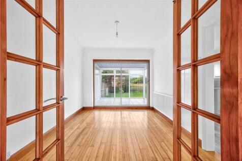 Newbery Avenue, Long Eaton, Nottingham, Derbyshire, NG10 photo 4