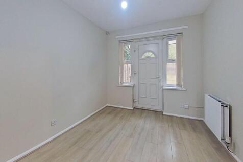 19-grange-close-living-room.jpg
