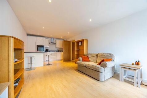 Kitchen/Lounge