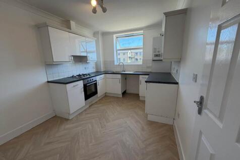 Ringwood Road, Parkstone, Poole photo 3