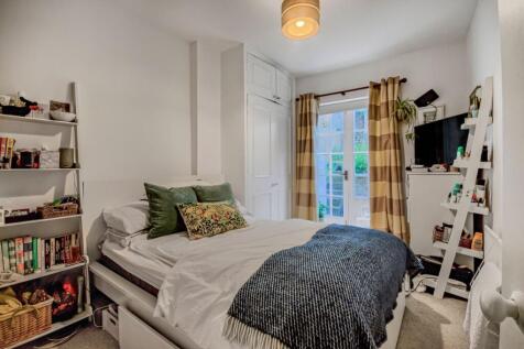 Crookham Road, London, SW6 photo 5