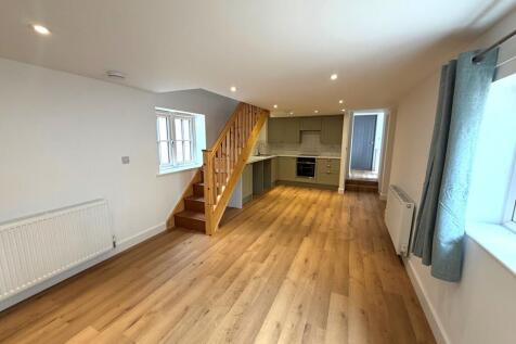 Devon Lane, Bottesford, NG13 photo 3