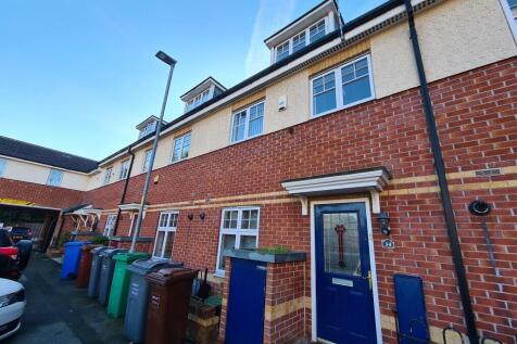 3 bedroom Town House for sale