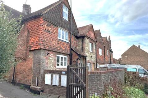 Rear view and entrance.jpg