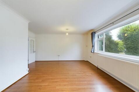 Castlebar Park, Ealing W5 photo 3