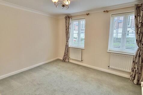 Fleming Way, St Leonards, Exeter photo 5