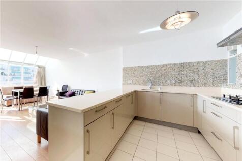 Reception/Kitchen