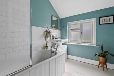 15-821aJHPropWorld - 12 Byne Road - 45 (1).JPG