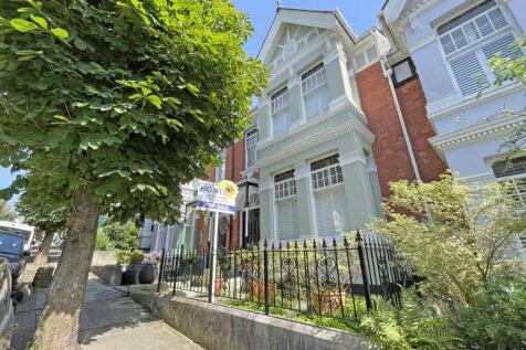 Burleigh Park Road 22 - New Front.jpg