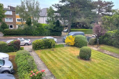 Garden.Front.e.jpg