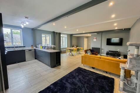Open Plan Living Kitchen Area
