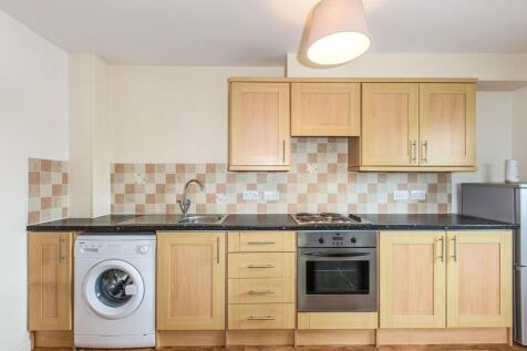 Kitchen / Living Roo