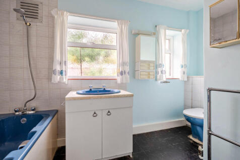 1375715-1-690ca96...