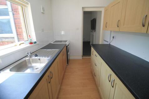 Lowthain Terrace, Columbia, Washington, Tyne and Wear, NE38 photo 3