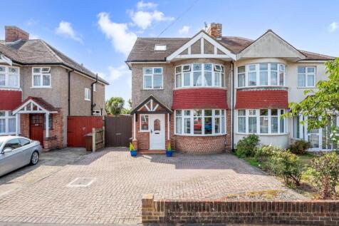 COURTLANDS DRIVE,  (19).jpg