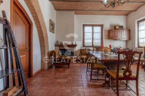 Interno